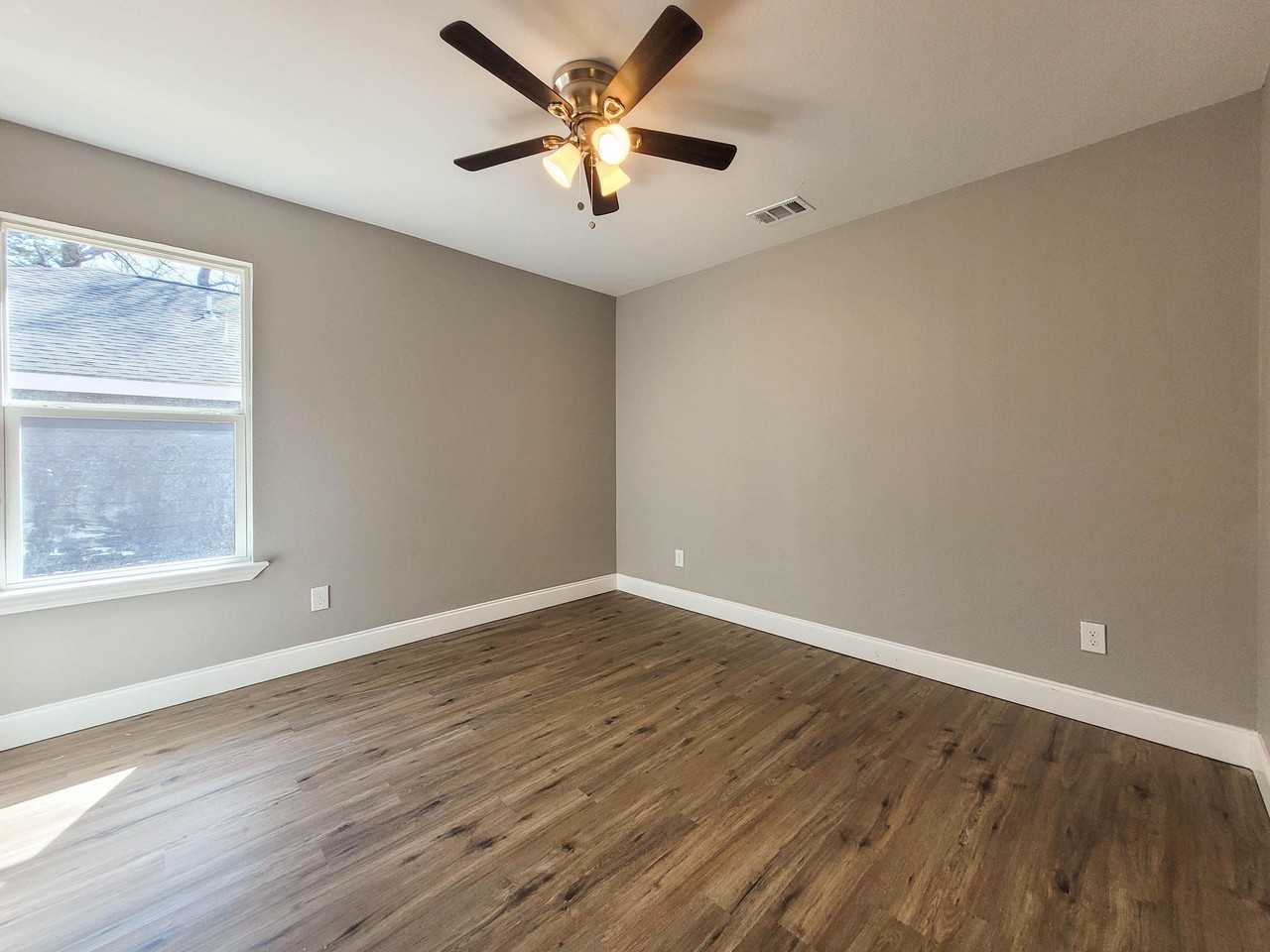 117 Shallowater Rd - Photo 3 of 11