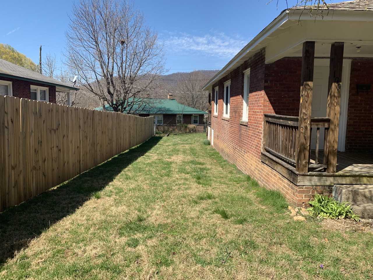 109 Campbell St - Photo 2 of 10