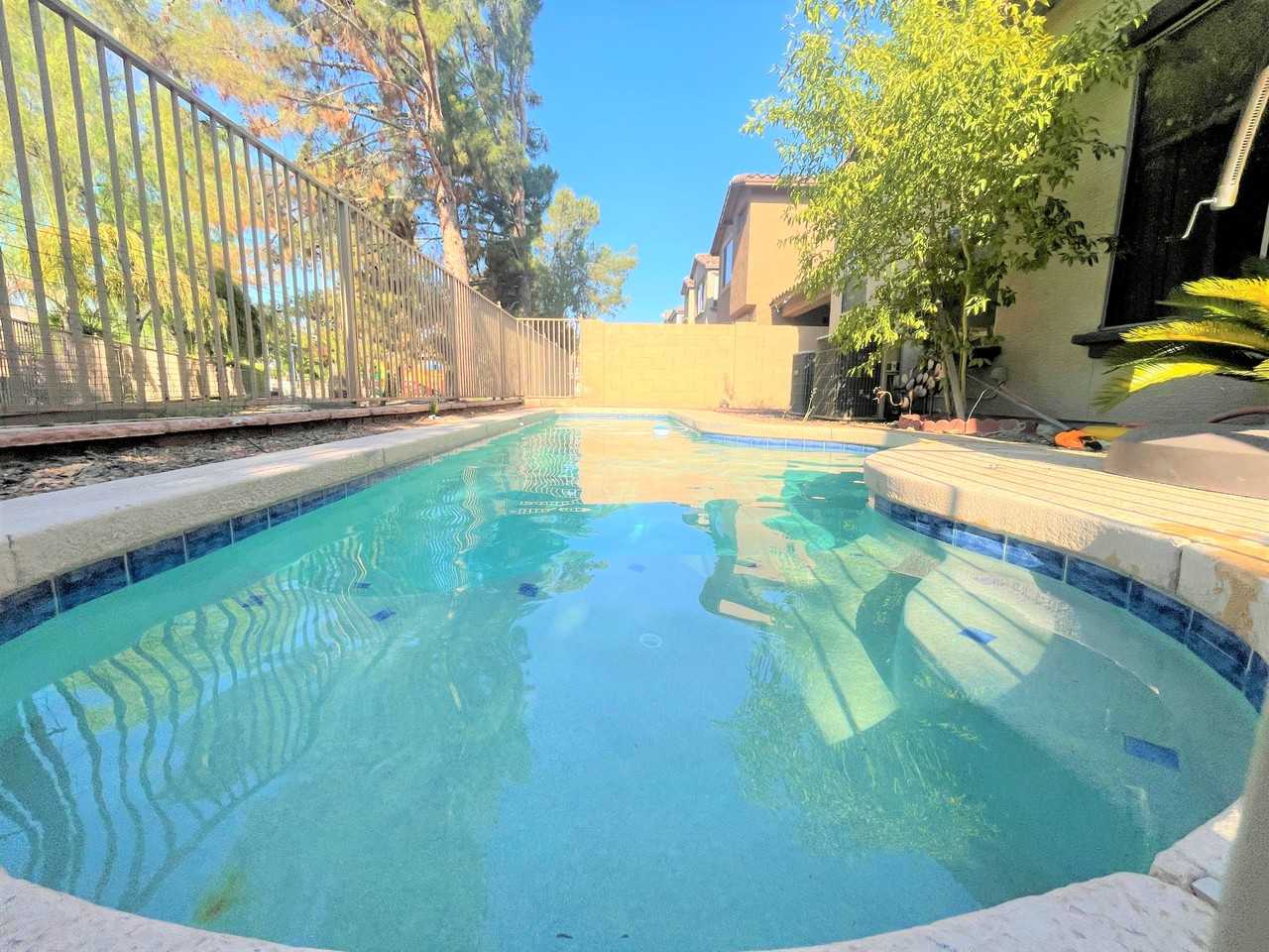 3078 S Southwind Dr - Photo 2 of 10