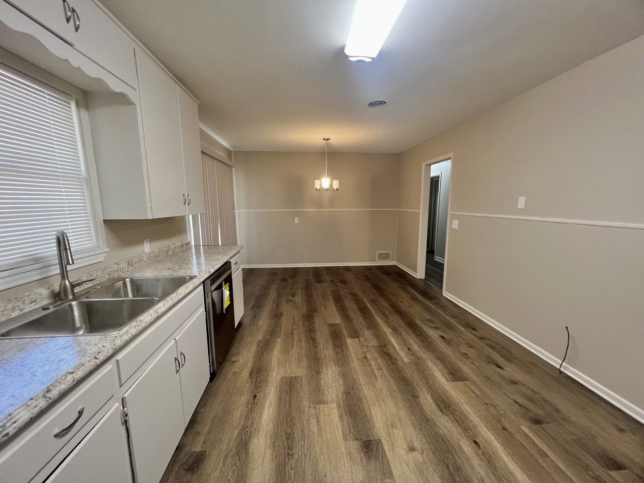 107 Nauert St - Photo 6 of 19