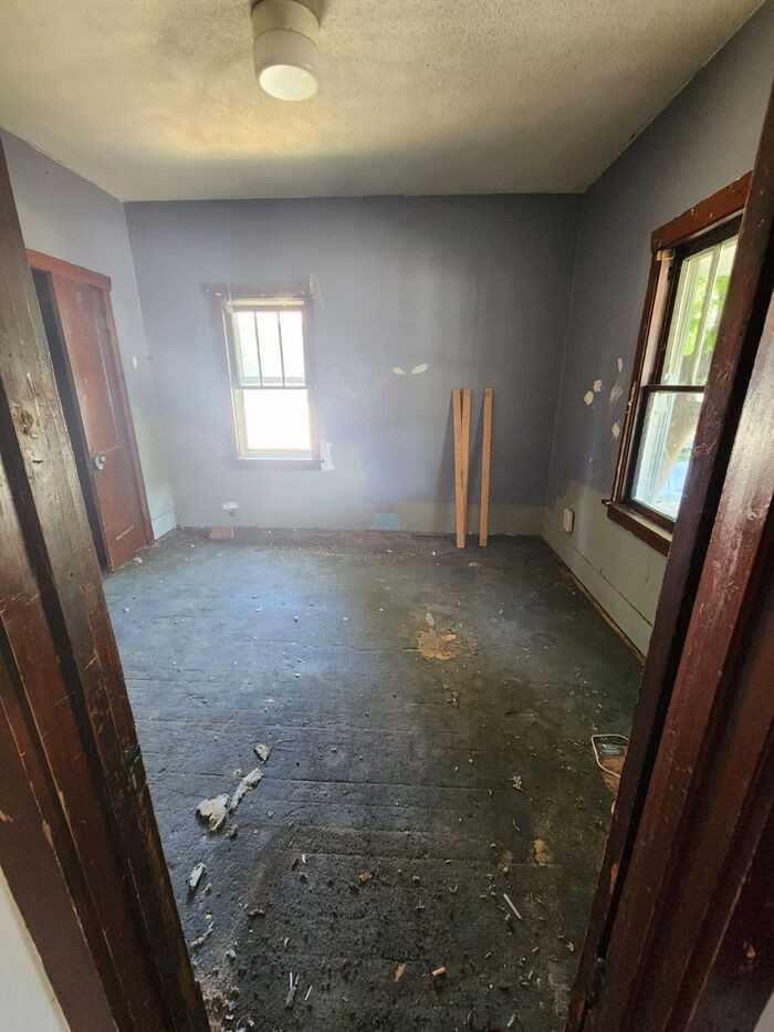 309 Champa St - Photo 3 of 12