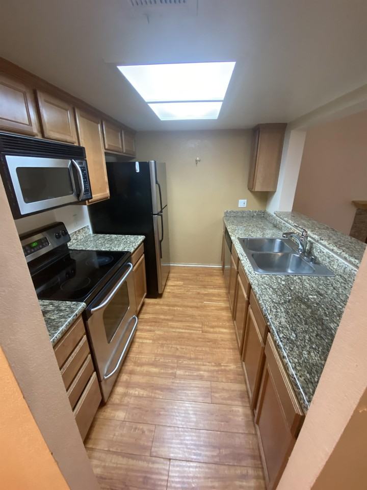 15048 Avenida Venusto #1 - Photo 3 of 11