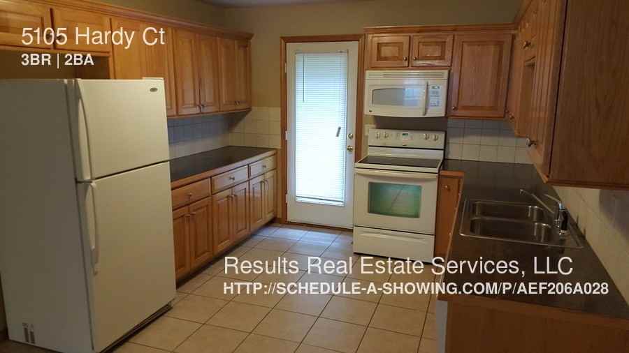 5205 Hardy Ct - Photo 3 of 18