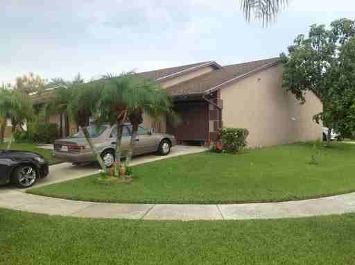 7442 Pinedale Dr - Photo 3 of 18