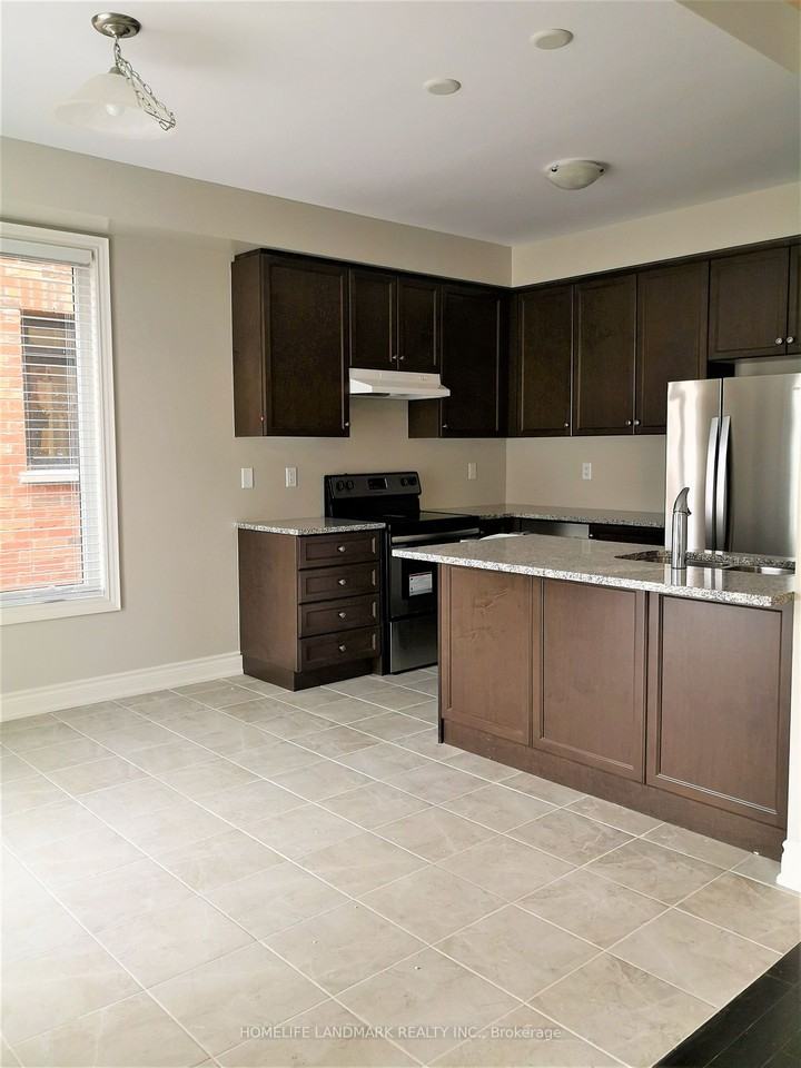 15 Forest Edge Crescent - Photo 2 of 9