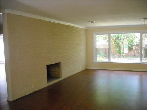 6002 Waters Ave - Photo 2 of 6