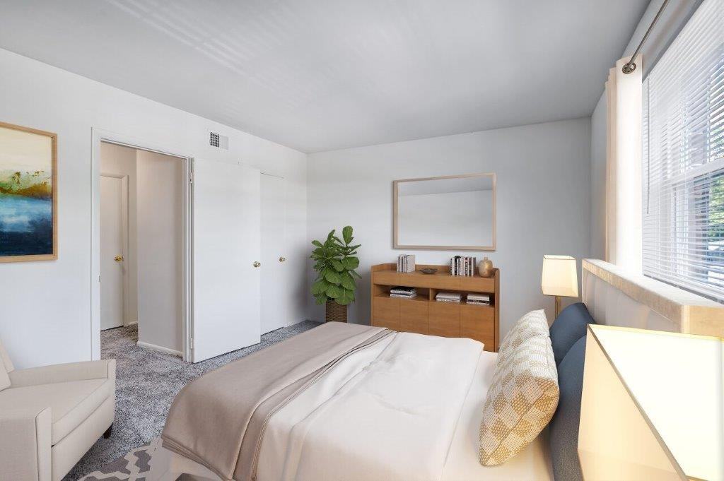 Longview Apartment Homes - Photo 5 of 19