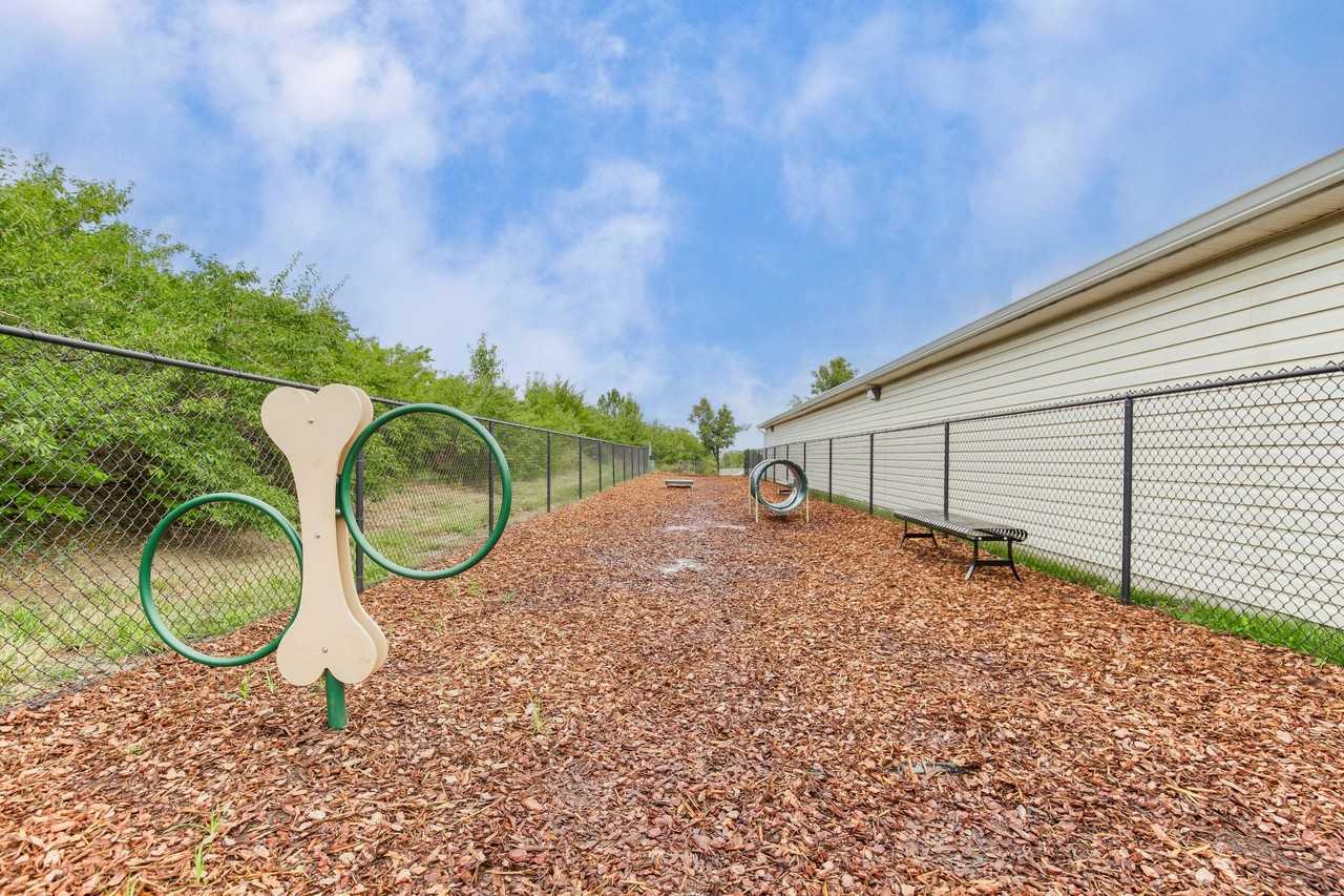 The Overlook - Photo 6 of 41