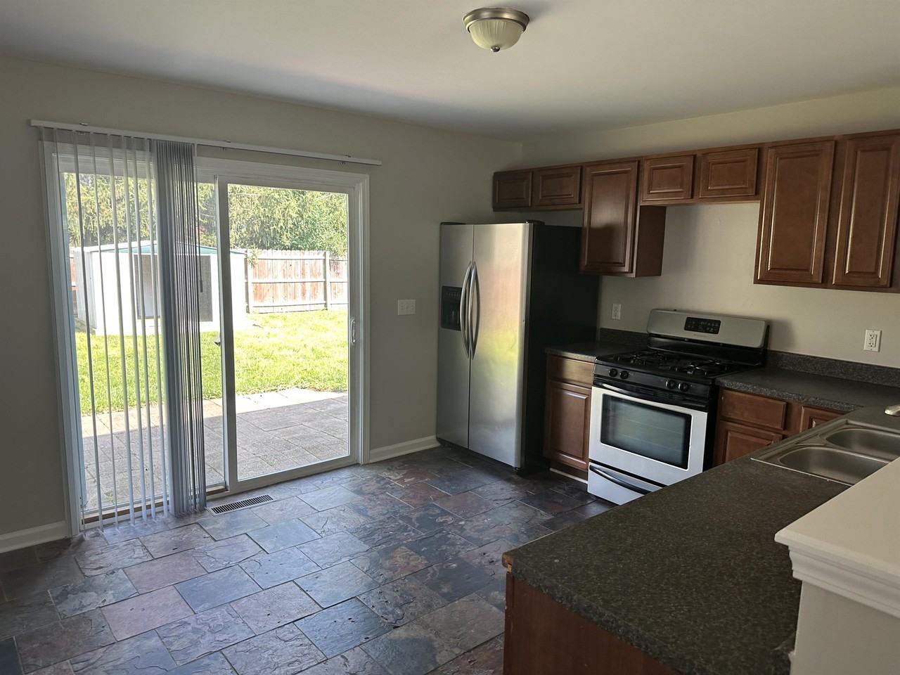 1030 N Maple Rd #1 - Photo 3 of 16