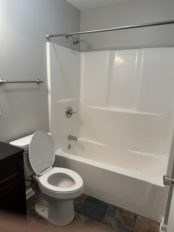 1030 N Maple Rd #1 - Photo 5 of 16