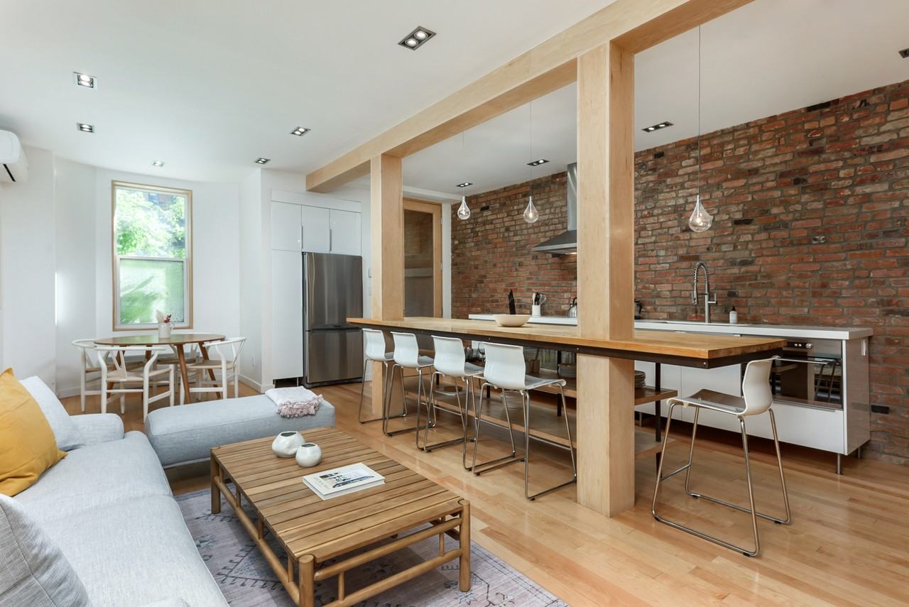 3634 Avenue Coloniale - Photo 2 of 11