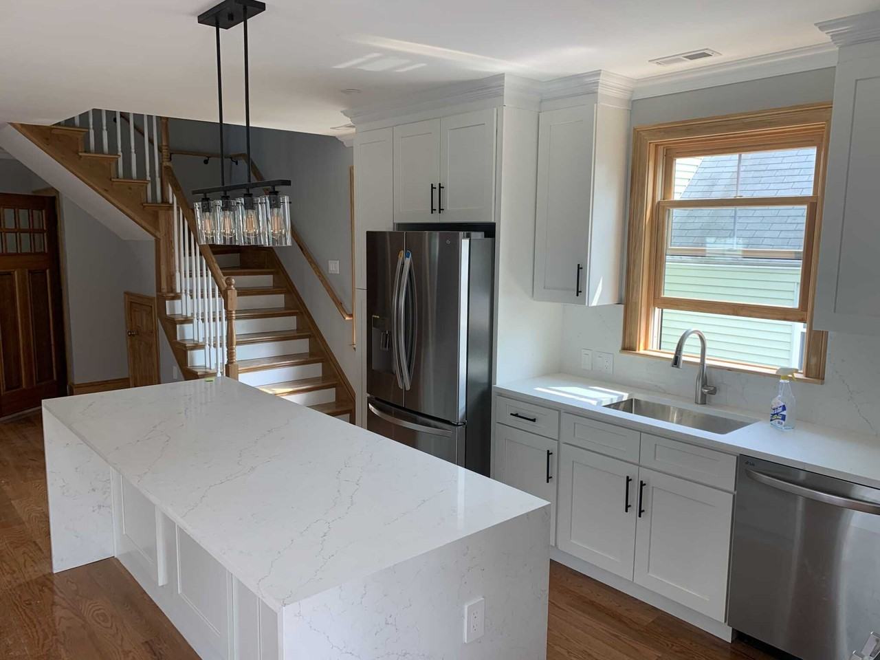 Elm St - Photo 4 of 30