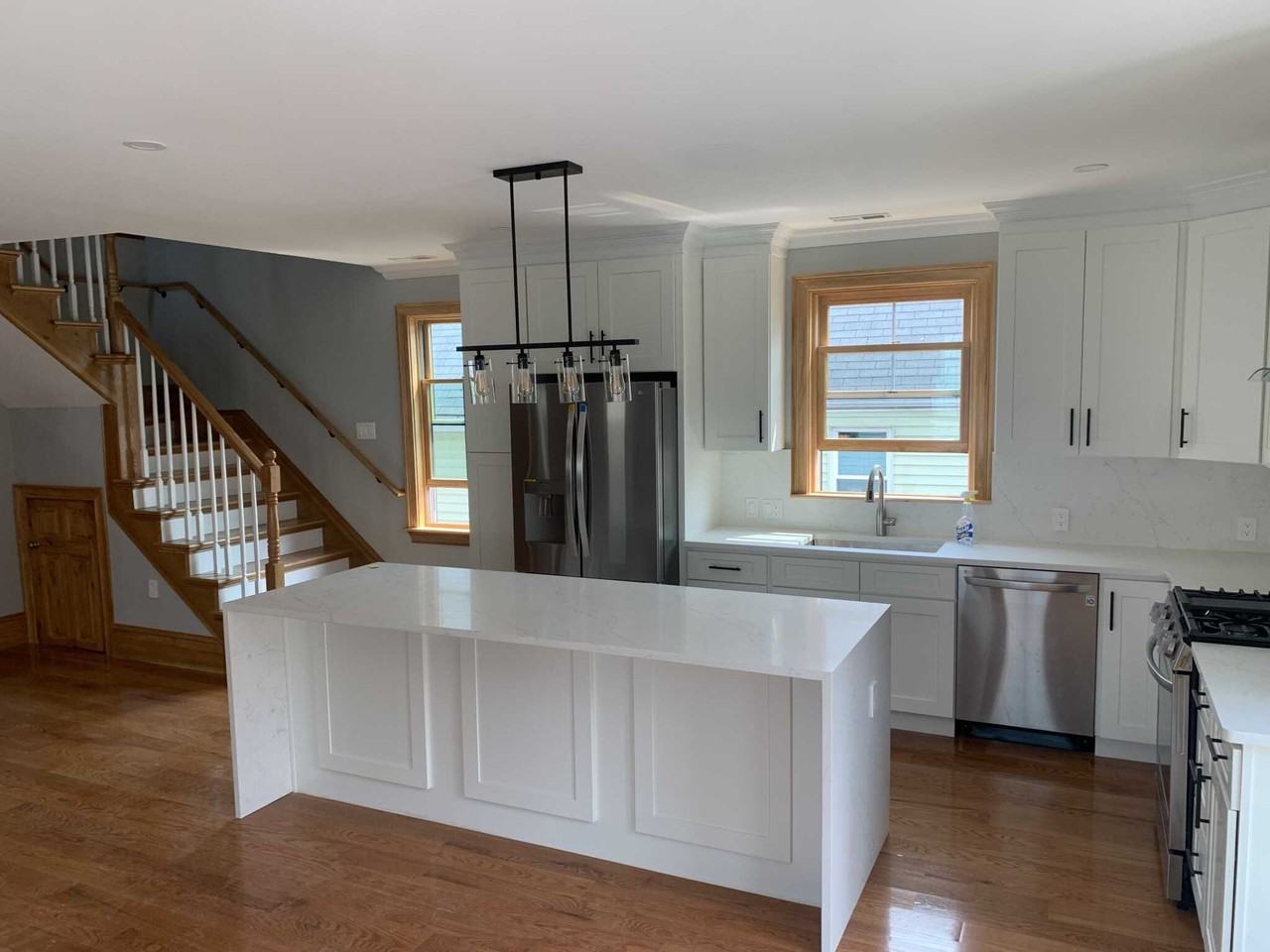 Elm St - Photo 5 of 30