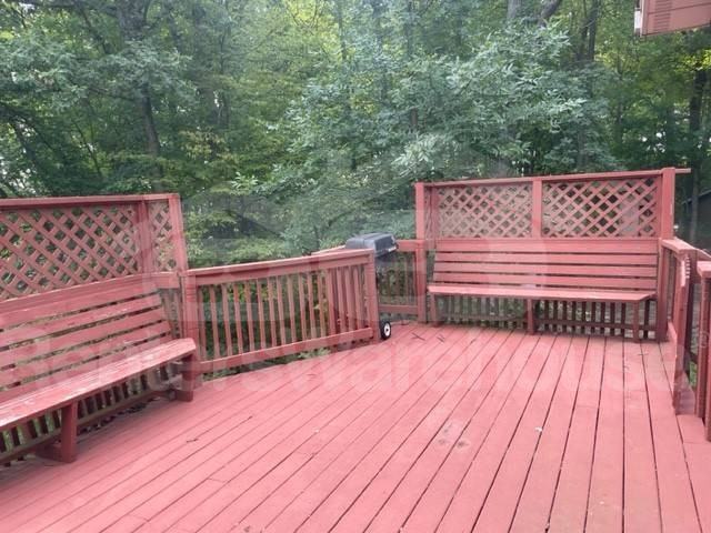 15740 Pilar Rd N - Photo 2 of 10