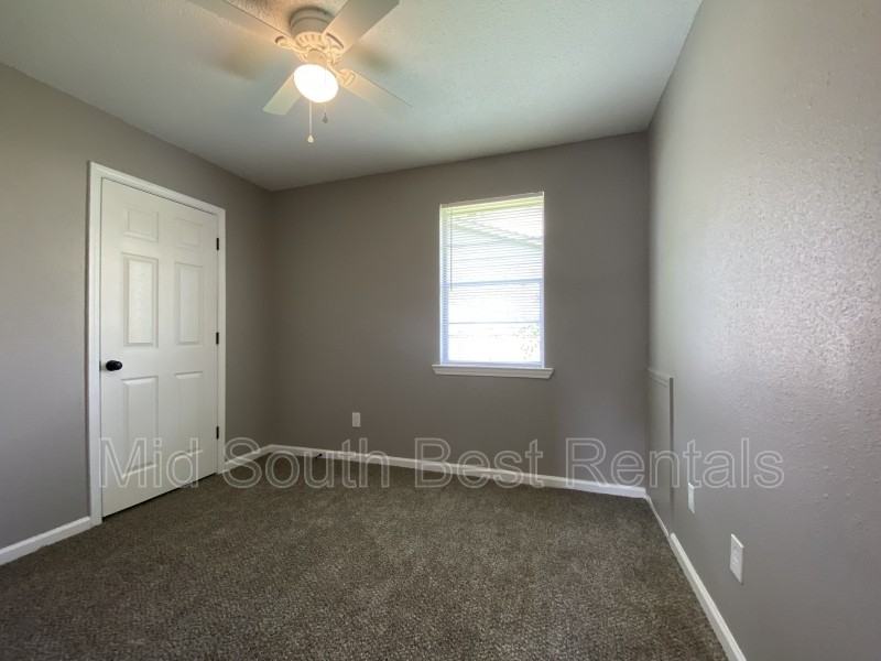 376 Delta Road - Photo 6 of 12