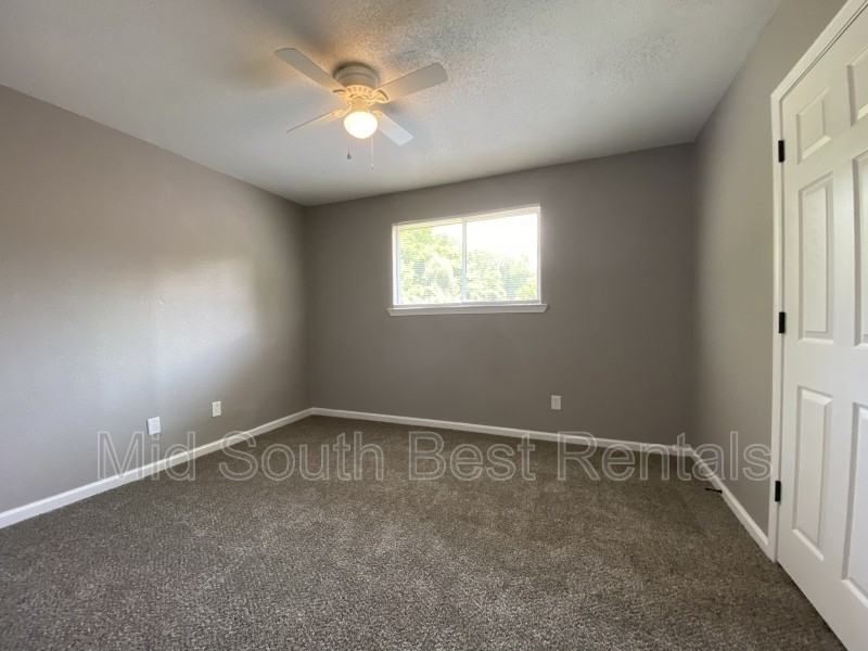 376 Delta Road - Photo 7 of 12