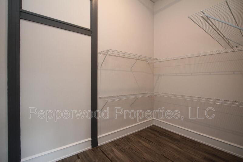 600 Magnolia St - Photo 4 of 9