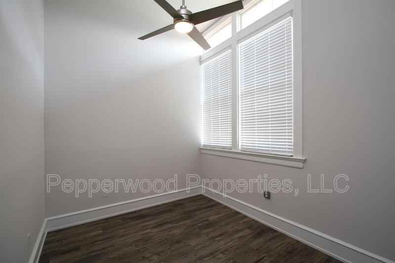 600 Magnolia St - Photo 5 of 9