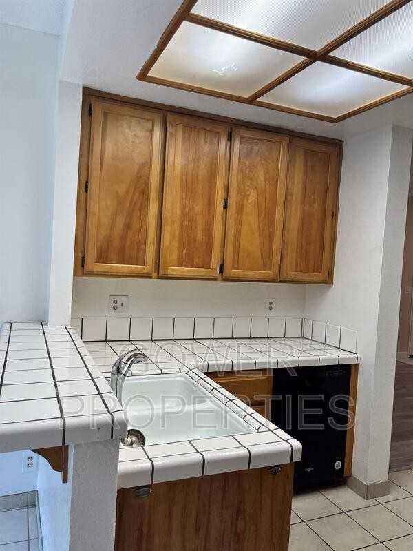 1547 Timber Creek Dr - Photo 3 of 12