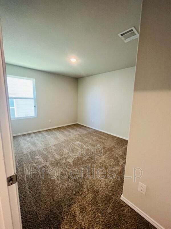 9015 Little Hoss - Photo 6 of 13