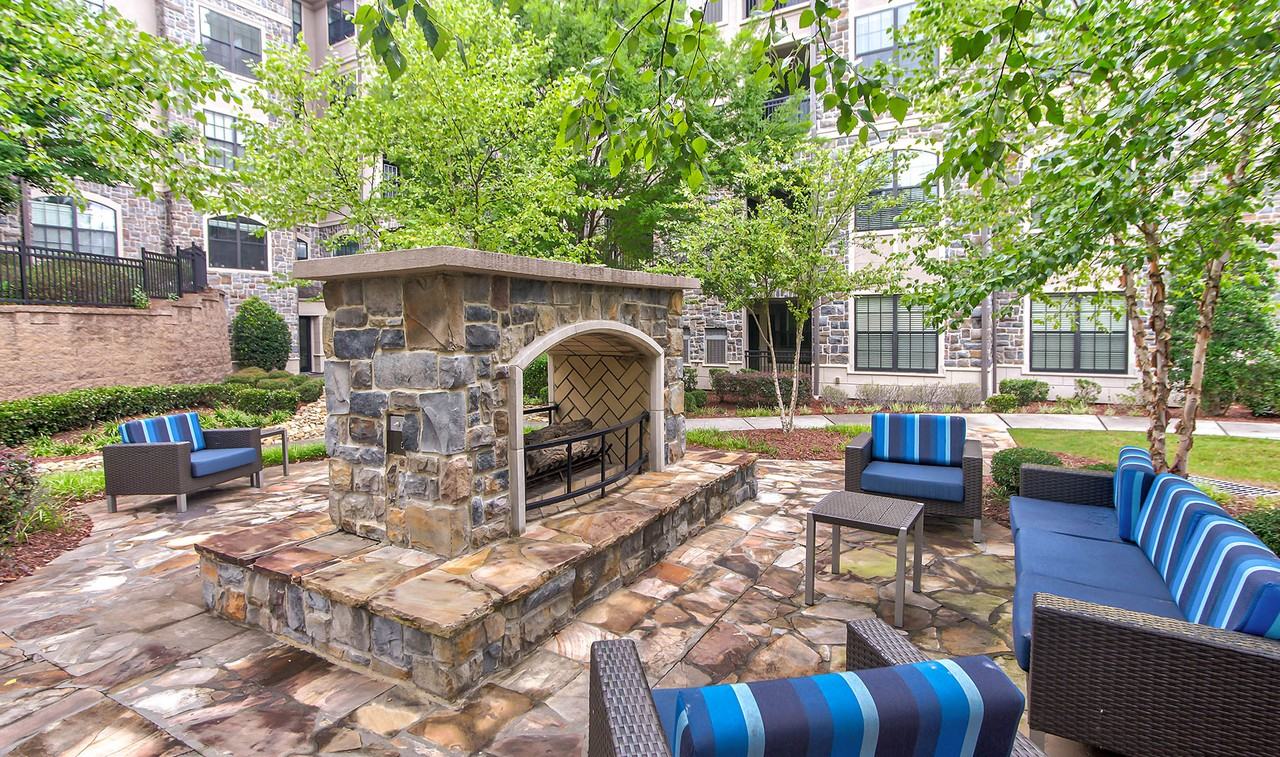 Heights at Lasalle Apartments - Photo 4 of 33