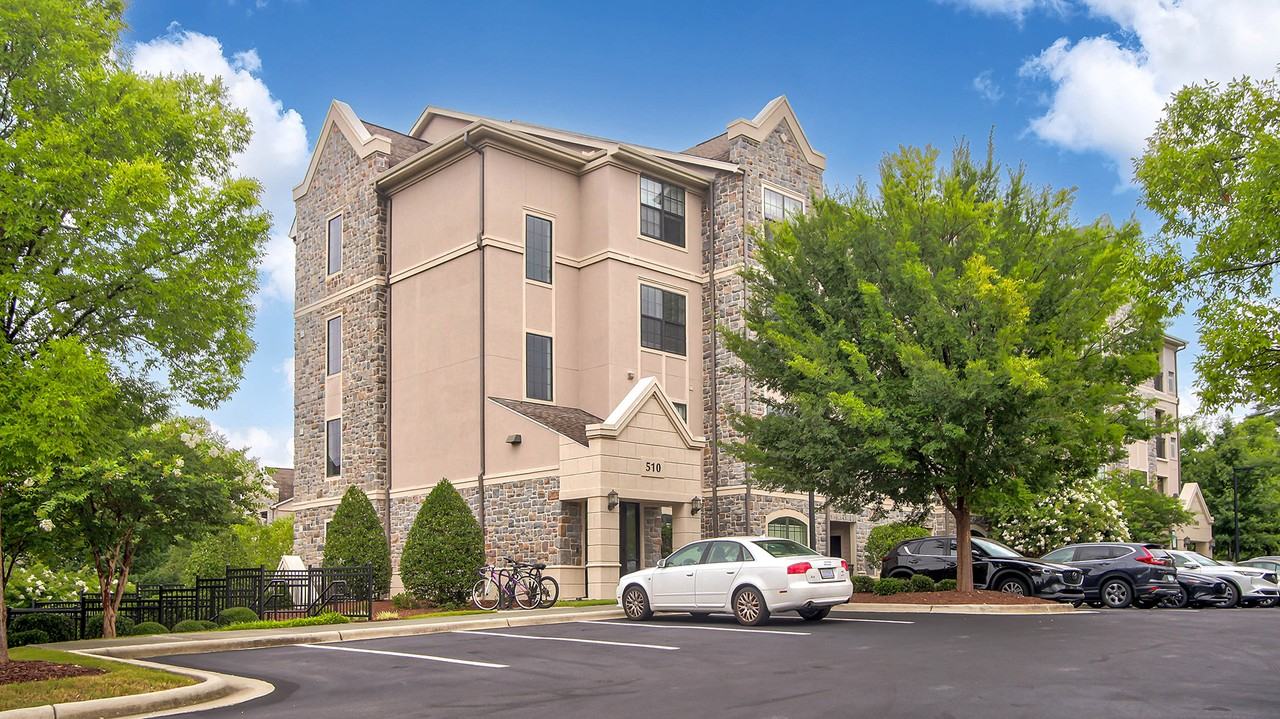 Heights at Lasalle Apartments - Photo 5 of 33