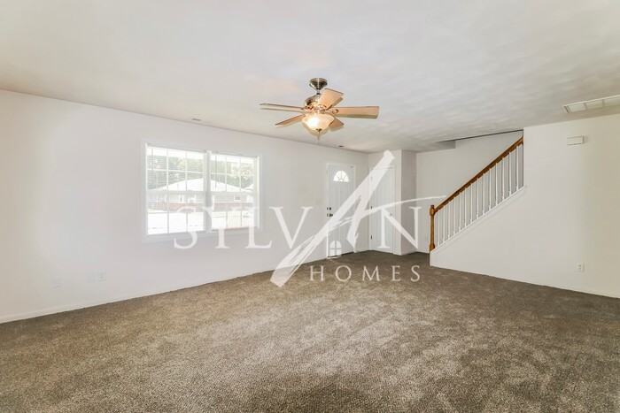 2736 Vincent Ave - Photo 3 of 15
