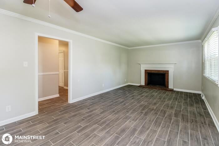 3313 Woodlea Dr - Photo 3 of 16