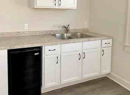 800 Daviess St #1-2 - Photo 3 of 9
