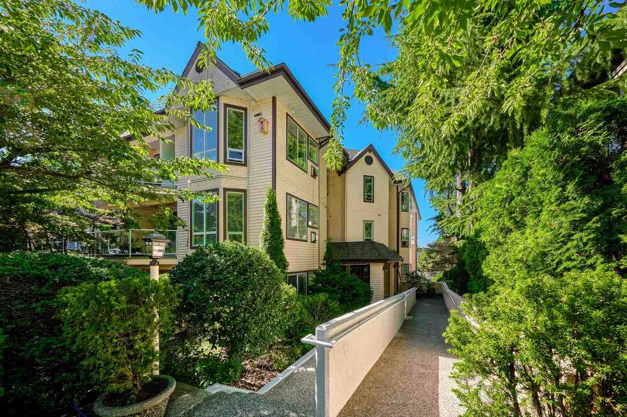 Harbour Gate Apartments 123 6th St E, North Vancouver, BC V7L 1N9