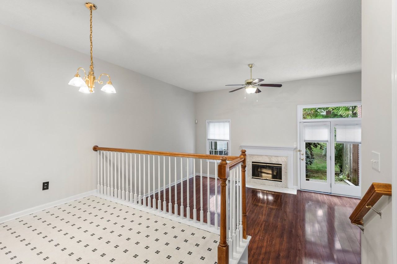1625 Nicholasville Rd #1 - Photo 7 of 24