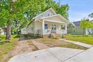 1115 W 1st St #1 - Photo 1 of 1