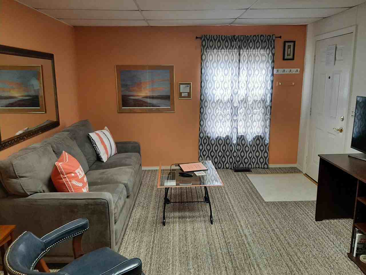 234 N Duncan St #1 - Photo 4 of 8