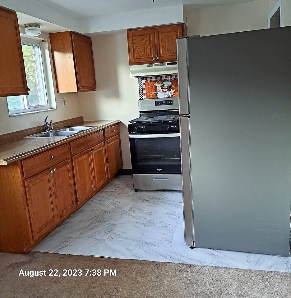 3303 West Run Road - Photo 3 of 10