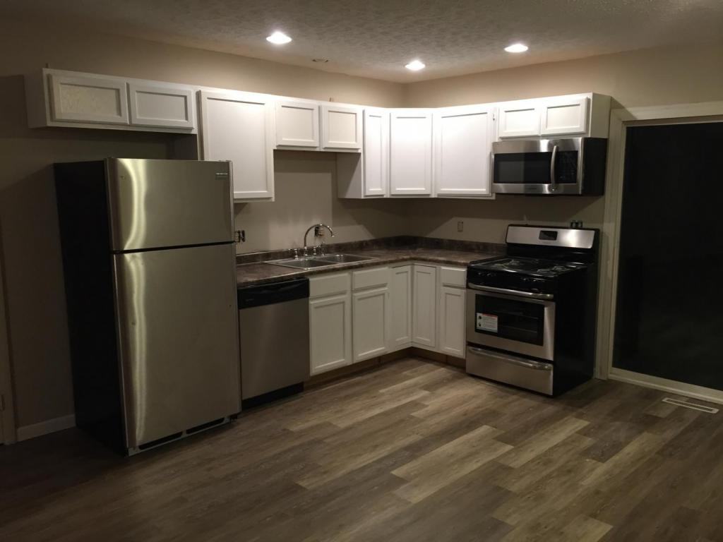 138 Melody Ln - Photo 3 of 11