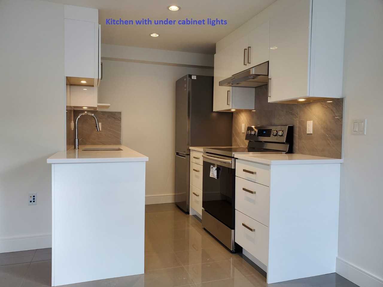 2212 East 43rd Avenue - Photo 2 of 12