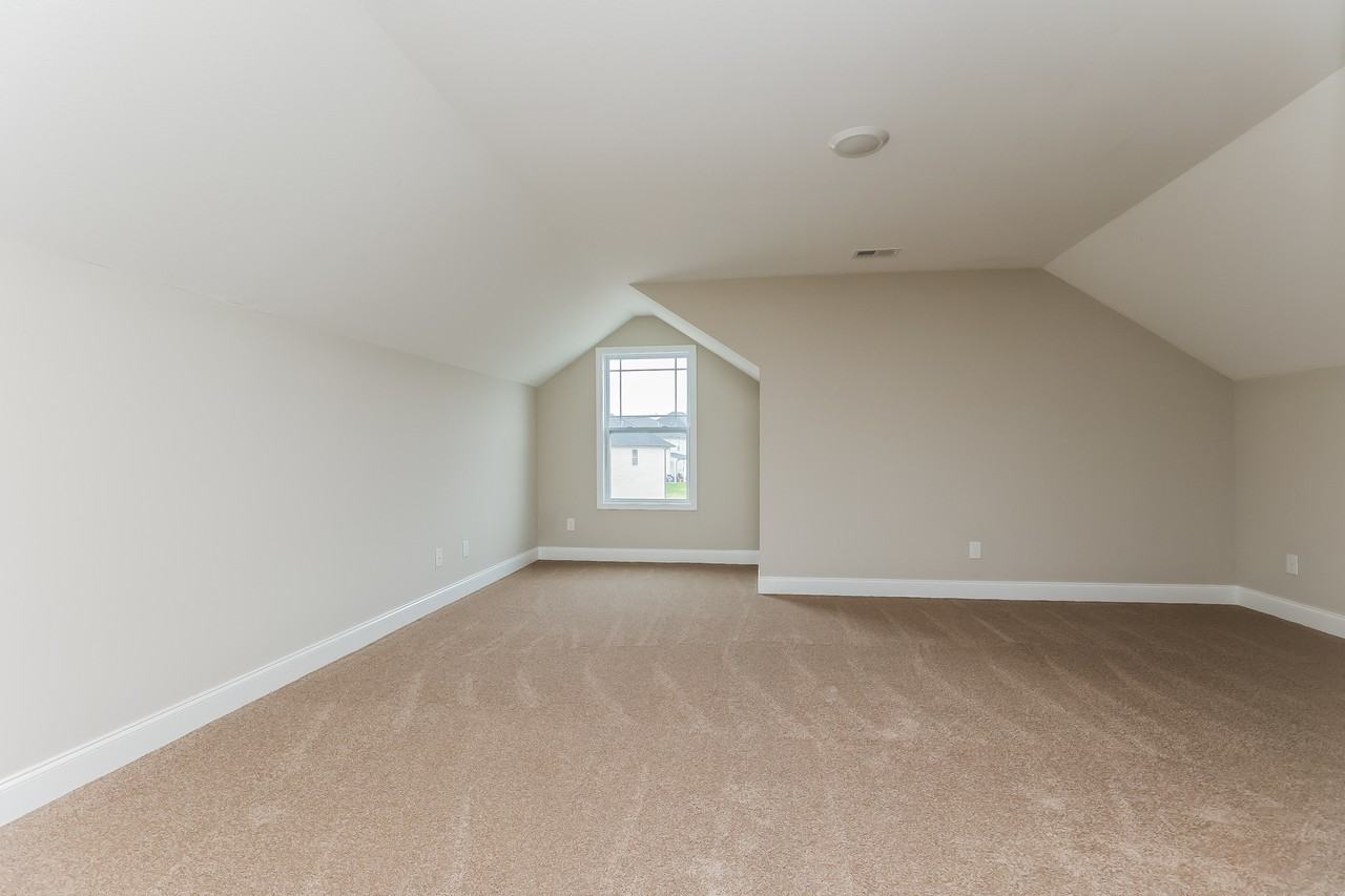 1156 Black Oak Cir - Photo 7 of 23