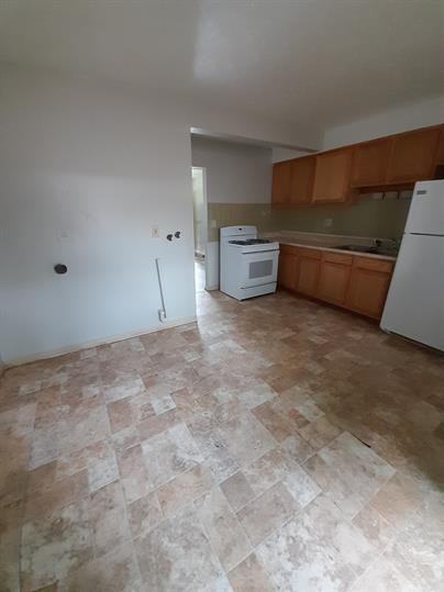 244 E Prospect St #1 - Photo 3 of 9