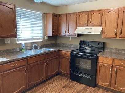 1202 12th Ave - Photo 3 of 12