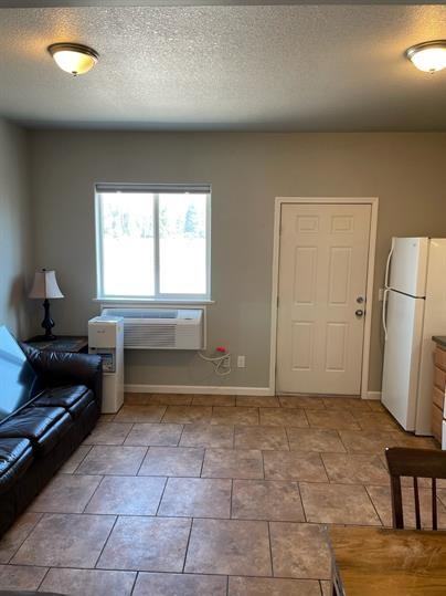 27 Jellison Ln - Photo 2 of 4