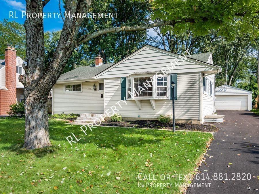 2540 Woodstock Rd - Photo 2 of 36