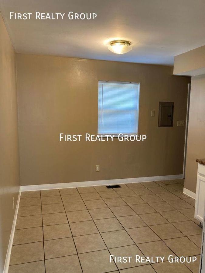 1653 Miami Chapel Rd - Photo 3 of 8