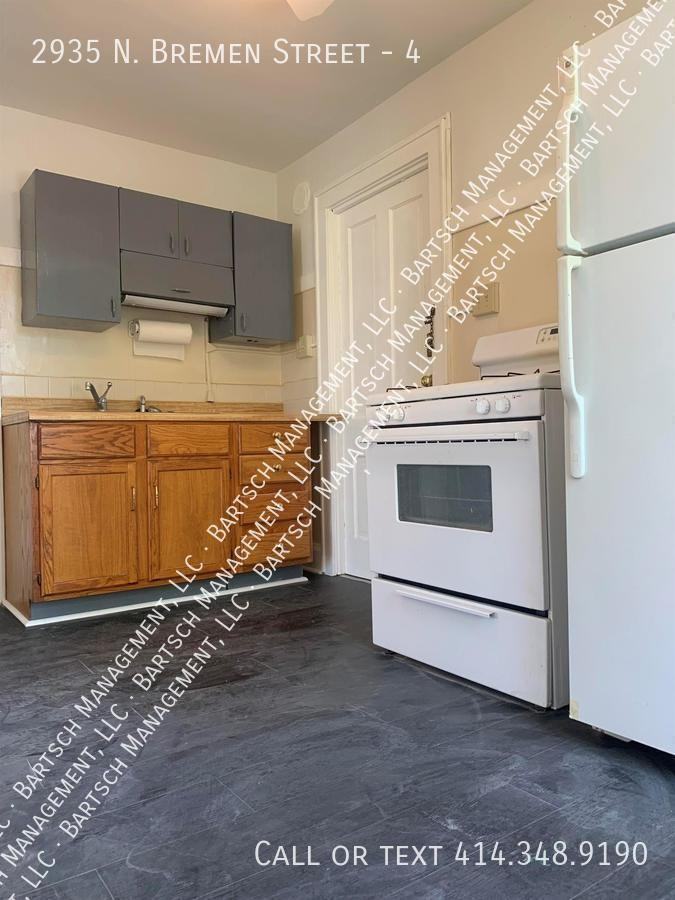2935 N Bremen St #4