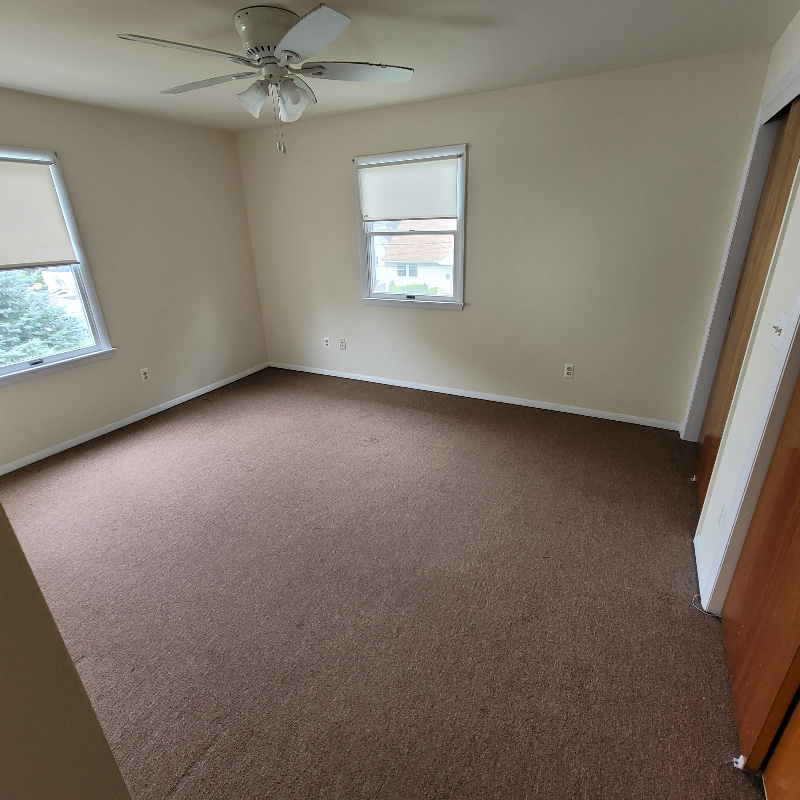 22 Ryle Ave #2ndFL - Photo 5 of 11
