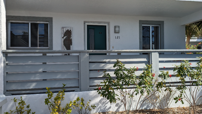 6800 Placida Rd #121