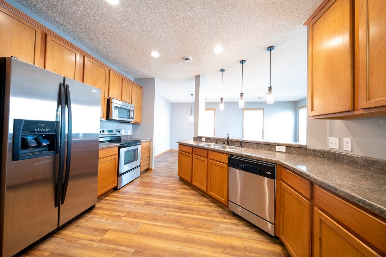 10930 Fergus St Ne #1 - Photo 4 of 22