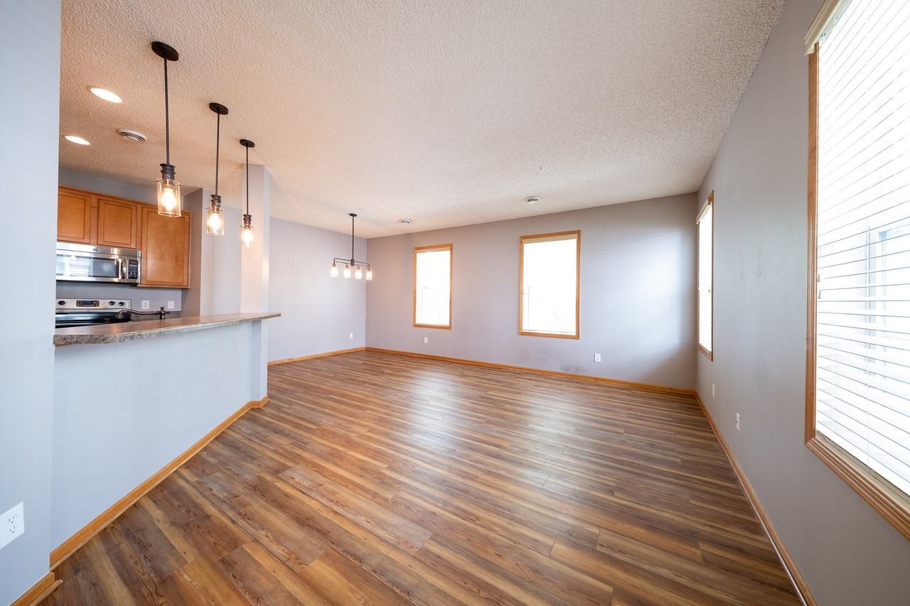 10930 Fergus St Ne #1 - Photo 6 of 22