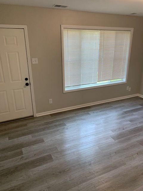 1636 W Morgan Ave - Photo 3 of 13