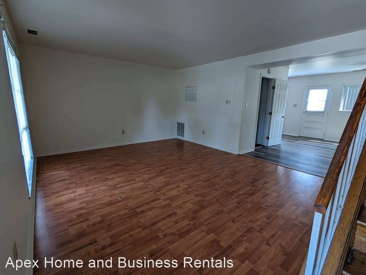 603 Lincoln Drive - Photo 2 of 12