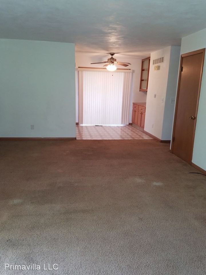 2960-12th St. 1-4 - Photo 3 of 12